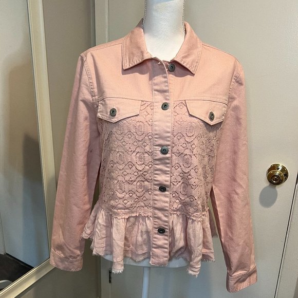 Kate & Mallory Jackets & Blazers - Kate & Mallory Pink Stretch denim jacket with lace and Voile detail, Size Large